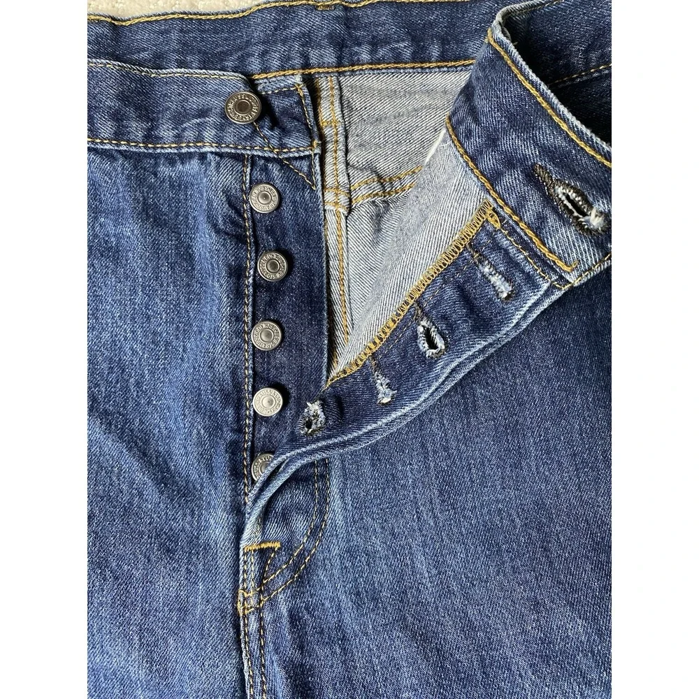 Levi's 501 Original Fit Button Fly Jeans Men's 40x32 Measured 38x29 Dark Wash